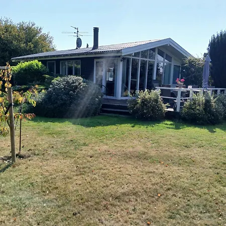 Coastal Charm With For The Family Feriehus *